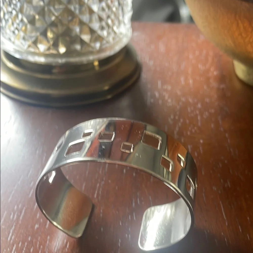 Silver Wearable Tech Bracelet